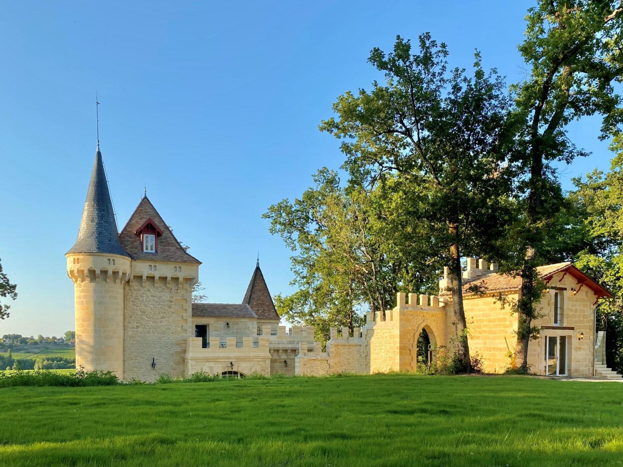 La Reserve Du Chateau De Roques Puisseguin Exterior foto
